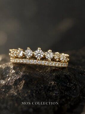 18K Gold Crystal Crown Stackable Ring Size 8 MOS COLLECTION